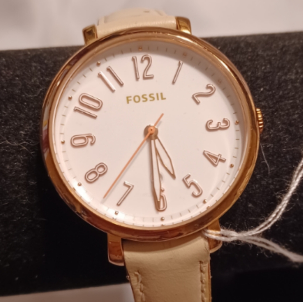 FOSSIL ES3943 GENUINE LEATHER DATE WATCH